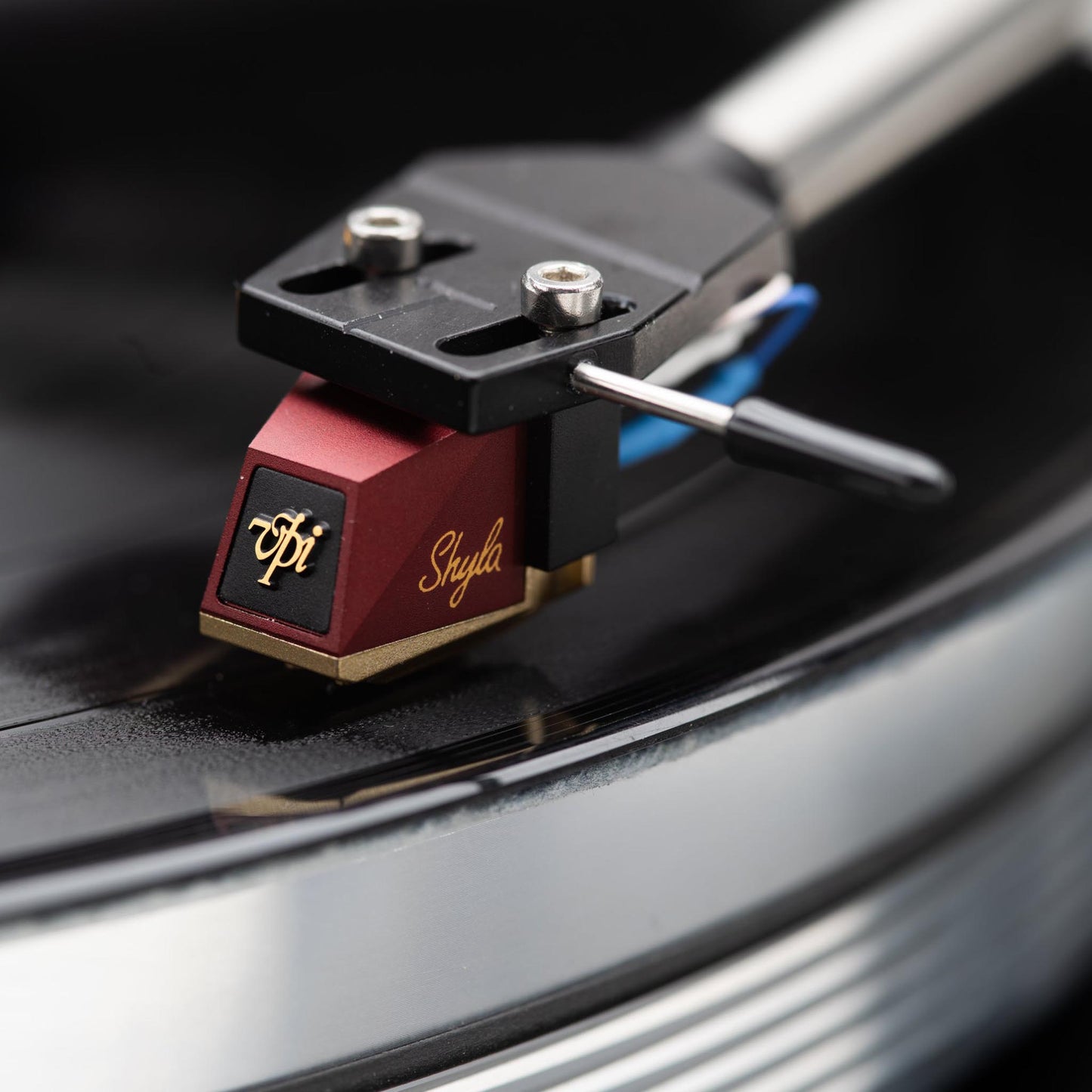 VPI Scout 21 Turntable - VPI Shyla cartridge