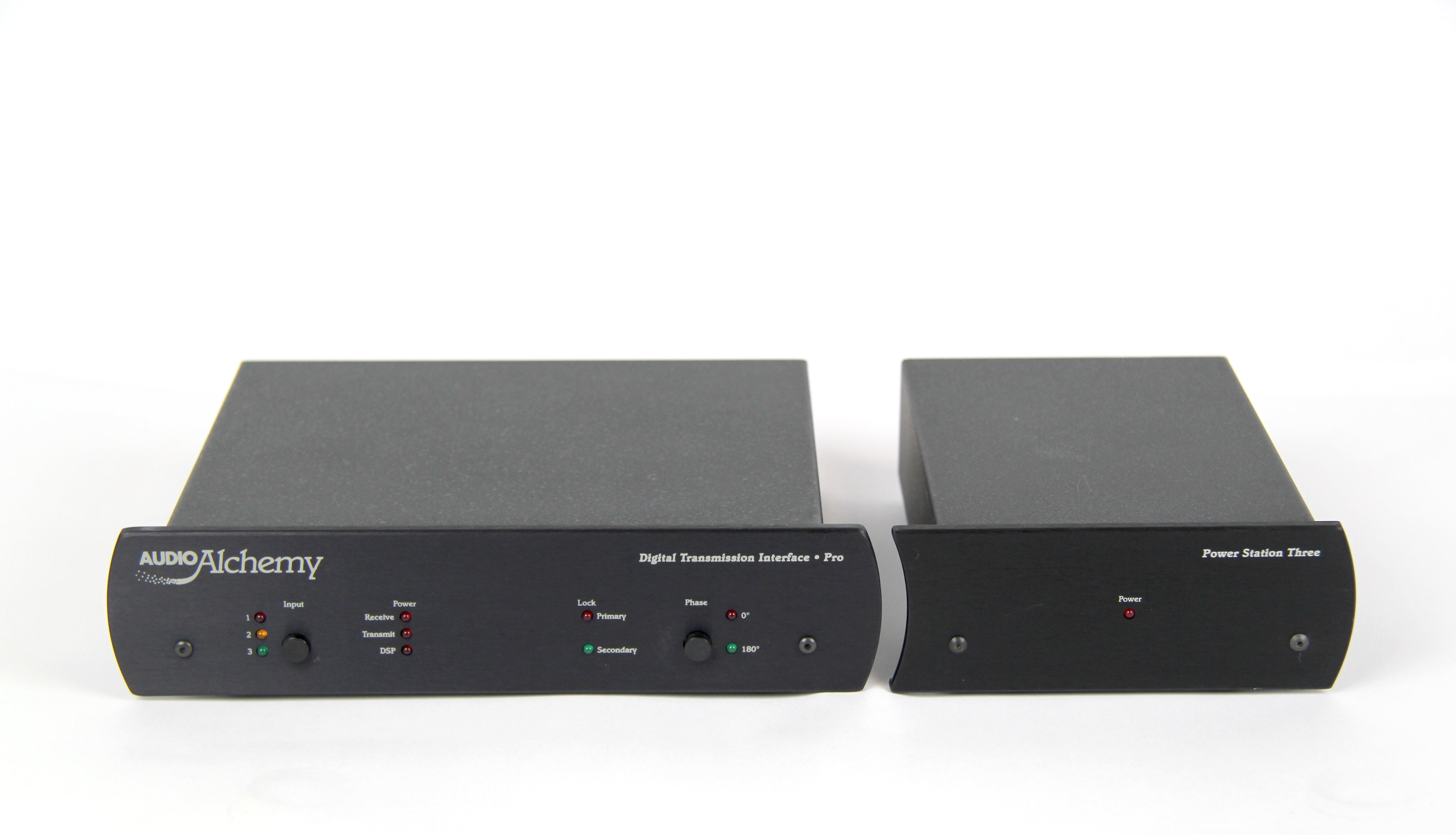 Audio Alchemy Digital Transmission Interface + Power Station Black