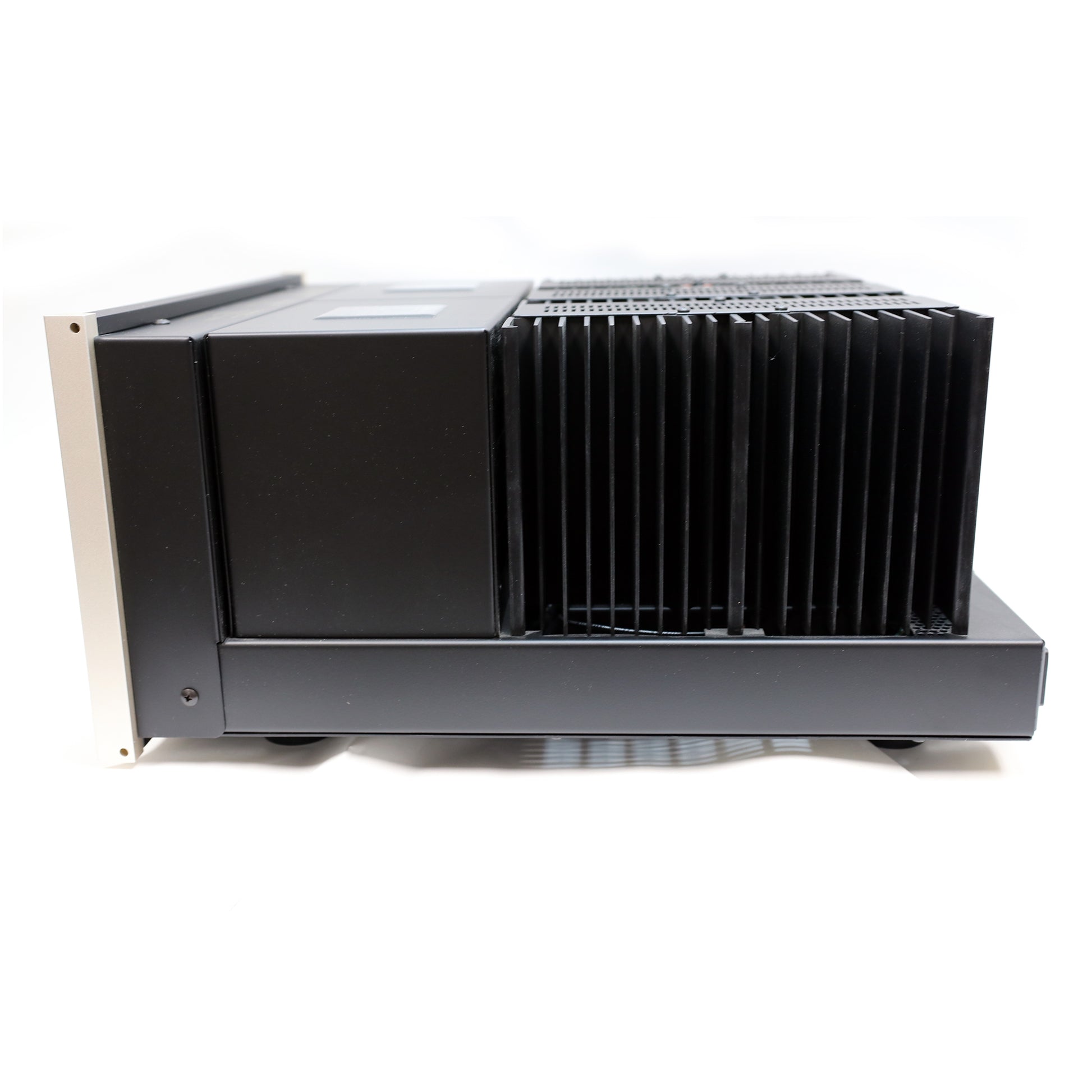 McIntosh MC8207 Seven Channel Amplifier (USED)