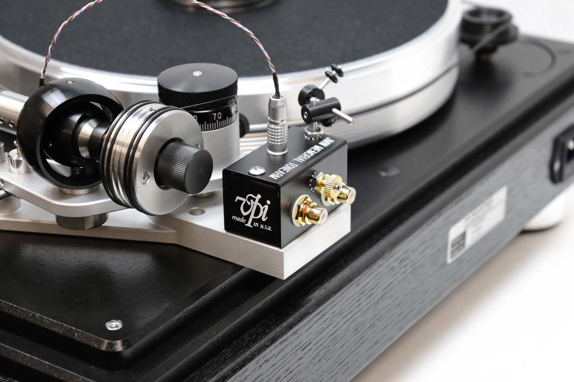 VPI Classic Signature HW Reference with Fatboy 10 Tonearm