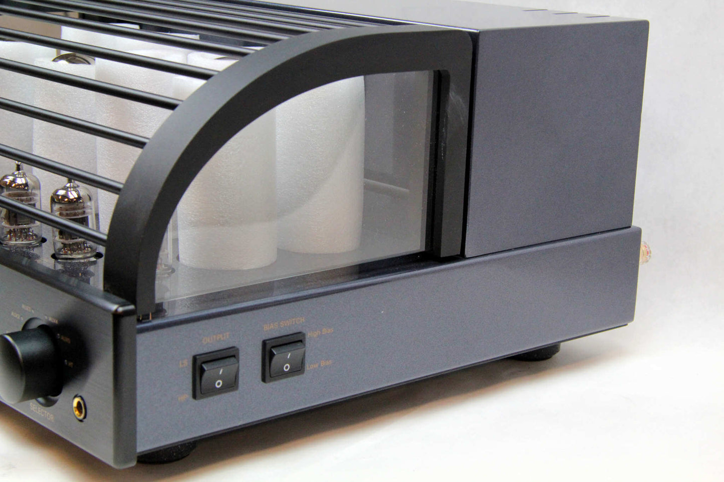 PrimaLuna EVO 400 Tube Integrated Amp (USED) - left blem