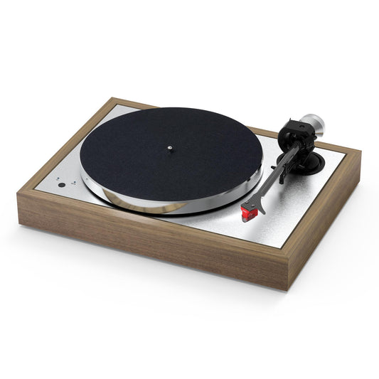 Pro-Ject Classic EVO Turntable